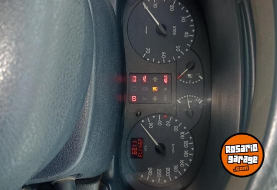 Autos - Renault Clío 2 2003 GNC 295000Km - En Venta