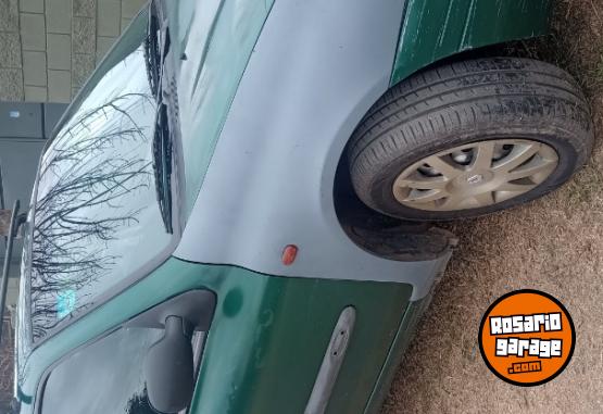 Autos - Renault Clío 2 2003 GNC 295000Km - En Venta