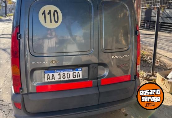 Utilitarios - Renault Kangoo 2016 GNC 308000Km - En Venta