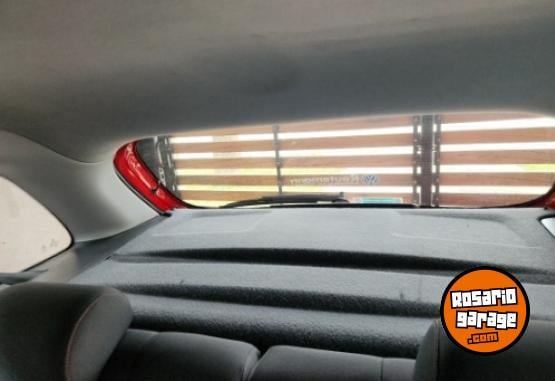 Autos - Volkswagen Suran cross 2013 Nafta 103000Km - En Venta