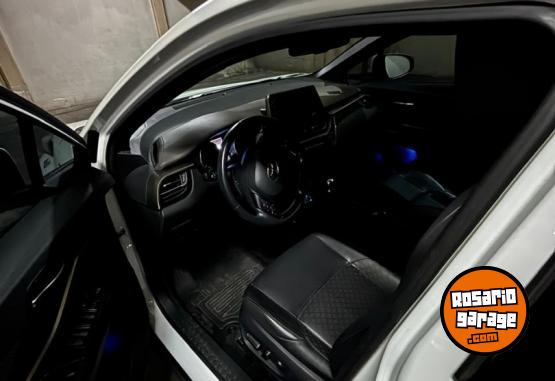 Autos - Toyota CH-R 1.8 HYBRID 2022 Electrico / Hibrido 75000Km - En Venta