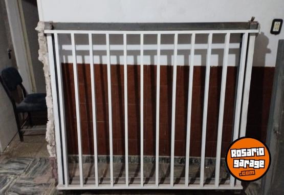 Hogar - Puerta Y Ventana de doble chapa excelente estado! - En Venta