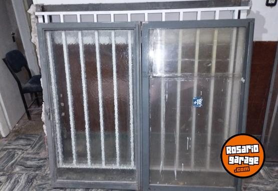 Hogar - Puerta Y Ventana de doble chapa excelente estado! - En Venta