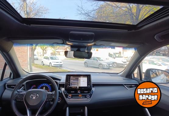 Autos - Toyota Corolla Cross 2.0 SEG 2021 Nafta 101000Km - En Venta