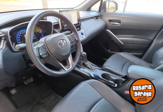 Autos - Toyota Corolla Cross 2.0 SEG 2021 Nafta 101000Km - En Venta