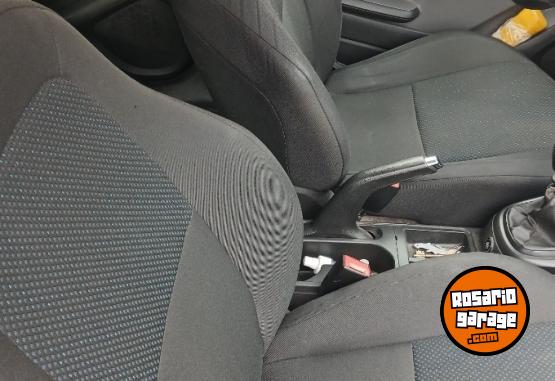 Autos - Chevrolet CHEVROLET ONIX JOY 1.4 LS 2017 GNC 156300Km - En Venta