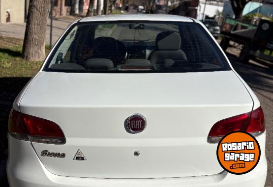 Autos - Fiat Siena 2014 Nafta 146000Km - En Venta