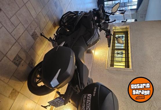 Motos - CF MT 700 2024 Nafta 9000Km - En Venta