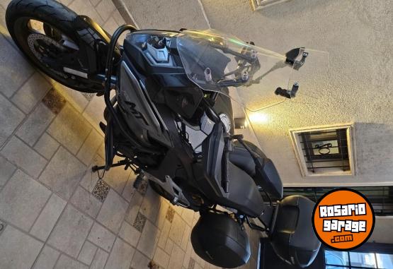 Motos - CF MT 700 2024 Nafta 9000Km - En Venta