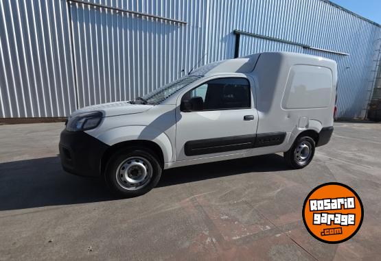 Utilitarios - Fiat Fiorino 2024 Nafta 33000Km - En Venta