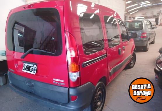 Utilitarios - Renault Kangoo 2011 GNC 150000Km - En Venta