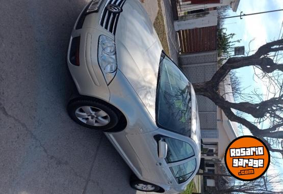 Autos - Volkswagen Bora 2.0 2010 Nafta 200000Km - En Venta
