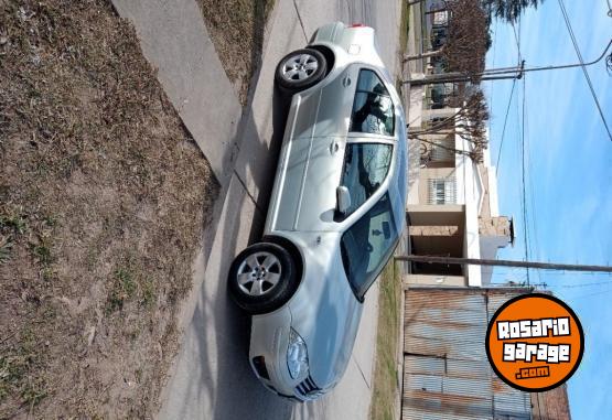 Autos - Volkswagen Bora 2.0 2010 Nafta 200000Km - En Venta