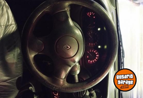 Autos - Renault Megane 1.9 Turbo 1999 Diesel 1500Km - En Venta