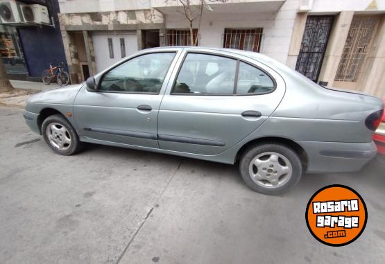 Autos - Renault Megane 1.9 Motor Nuevo 1999 Diesel 2500Km - En Venta