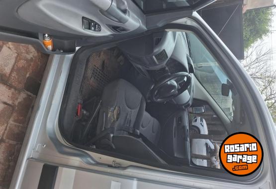 Utilitarios - Peugeot Expert 2008 Diesel 318000Km - En Venta