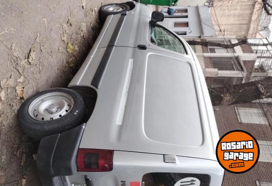 Utilitarios - Peugeot Partner 1.9 Diesel 2005 Diesel 283000Km - En Venta