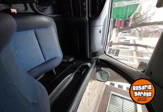 Utilitarios - Peugeot Partner 1.9 Diesel 2005 Diesel 283000Km - En Venta
