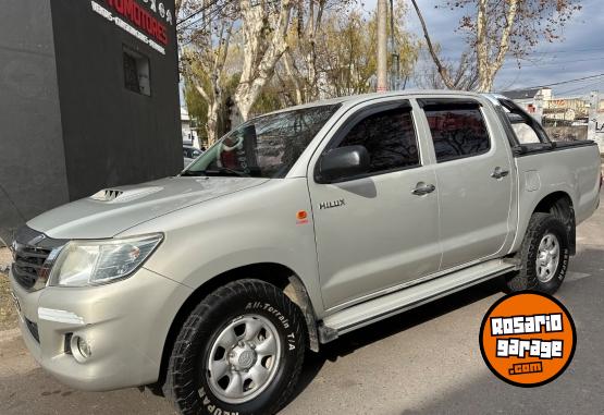 Camionetas - Toyota Hilux 2013 Diesel 130000Km - En Venta