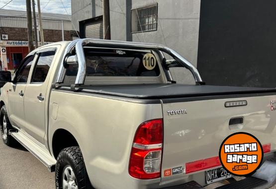 Camionetas - Toyota Hilux 2013 Diesel 130000Km - En Venta