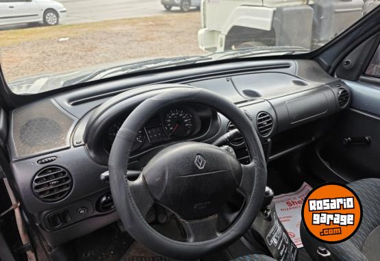 Utilitarios - Renault Kangoo 2017 GNC 100000Km - En Venta
