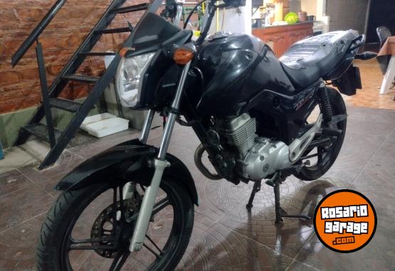 Motos - Honda New titan 2018 Nafta 35000Km - En Venta