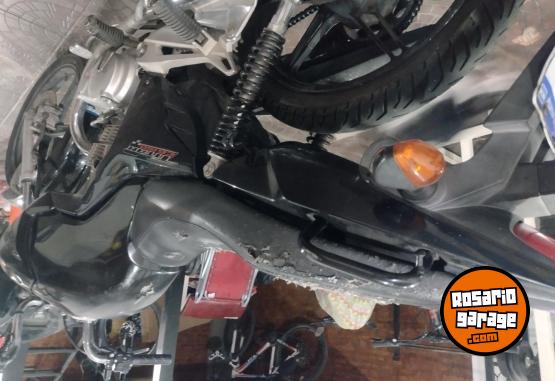 Motos - Honda New titan 2018 Nafta 35000Km - En Venta