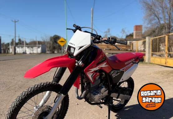 Motos - Honda 2022 2022 Nafta 8000Km - En Venta