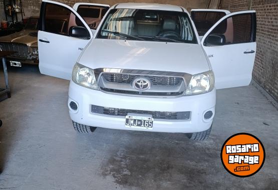 Camionetas - Toyota Hilux 2011 Diesel 426000Km - En Venta