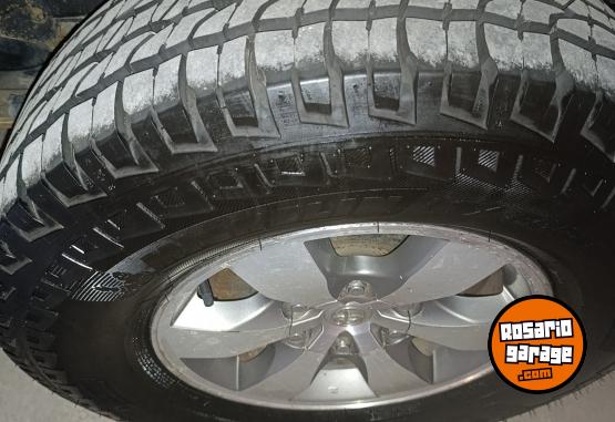 Camionetas - Toyota Hilux 2011 Diesel 426000Km - En Venta