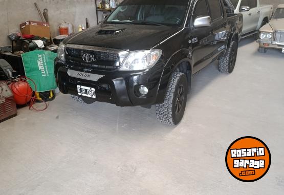 Camionetas - Toyota Hilux srv 2011 Diesel 290000Km - En Venta