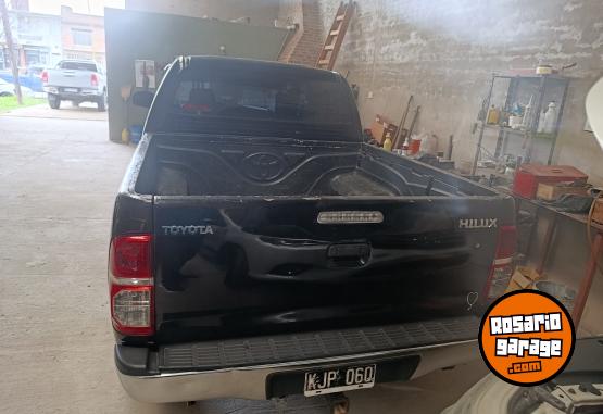 Camionetas - Toyota Hilux srv 2011 Diesel 290000Km - En Venta