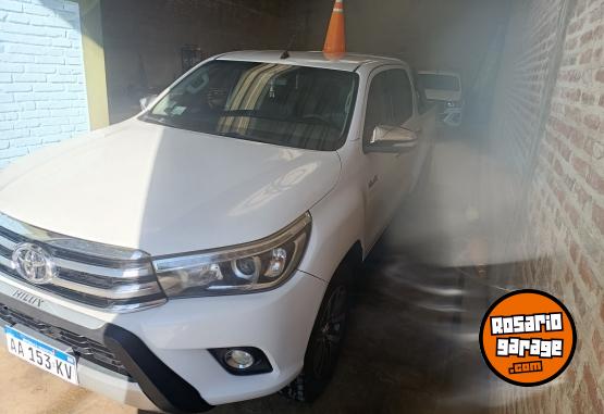 Camionetas - Toyota Hilux 2016 Diesel 218000Km - En Venta