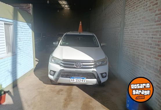 Camionetas - Toyota Hilux 2016 Diesel 218000Km - En Venta