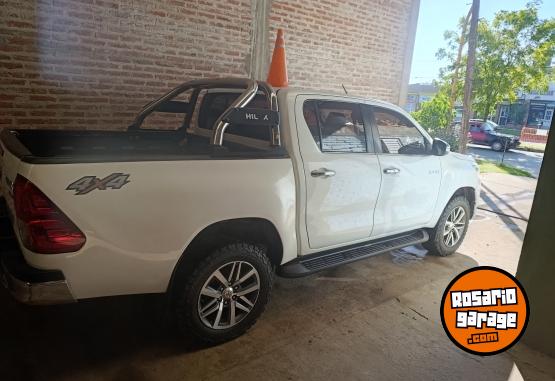 Camionetas - Toyota Hilux 2016 Diesel 218000Km - En Venta