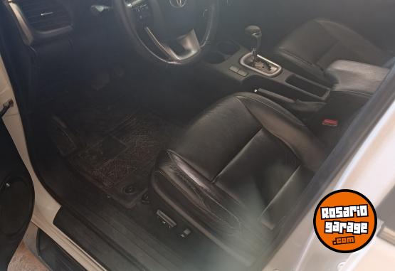 Camionetas - Toyota Hilux 2016 Diesel 218000Km - En Venta