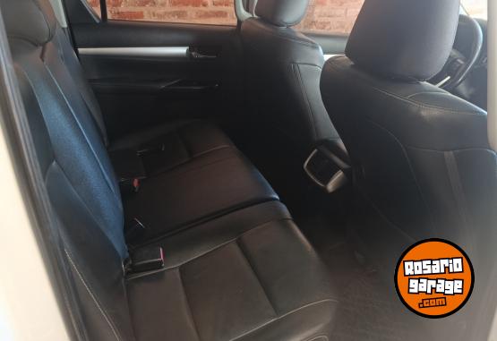 Camionetas - Toyota Hilux 2016 Diesel 218000Km - En Venta