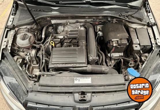 Autos - Volkswagen Golf Comfortline 1.4 TSI 2017 Nafta 137000Km - En Venta