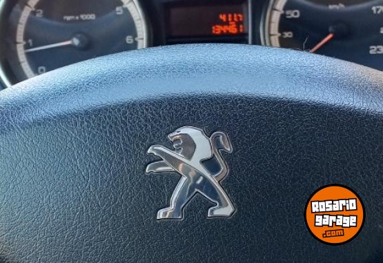 Autos - Peugeot 308 2014 Nafta 141000Km - En Venta