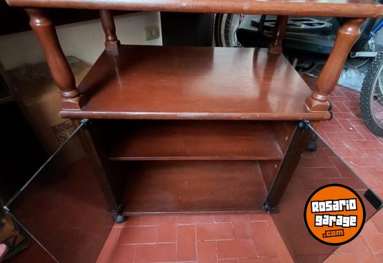 Hogar - Mesa de cedro - En Venta