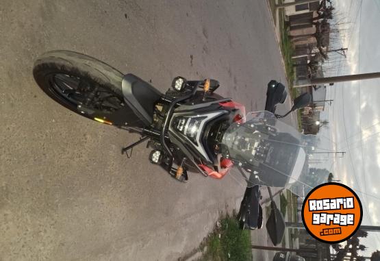 Motos - Voge DS 300 2024 Nafta 20000Km - En Venta