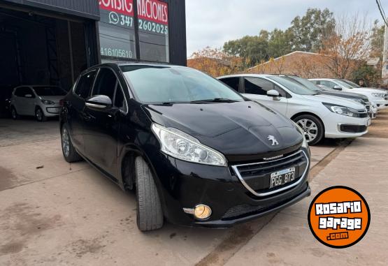 Autos - Peugeot 208 feline 2015 Nafta 138000Km - En Venta
