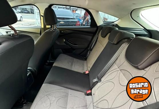 Autos - Ford Focus 2015 Nafta 128000Km - En Venta