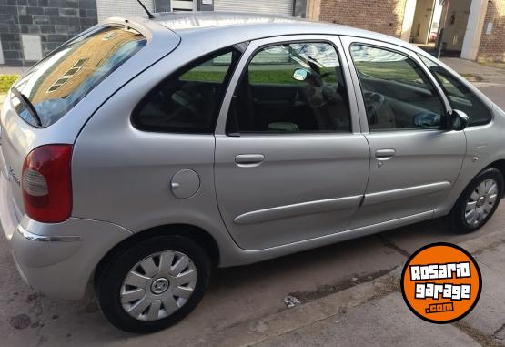 Autos - Citroen XSARA PICAZZO 1.6 GNC 2012 GNC 196523Km - En Venta