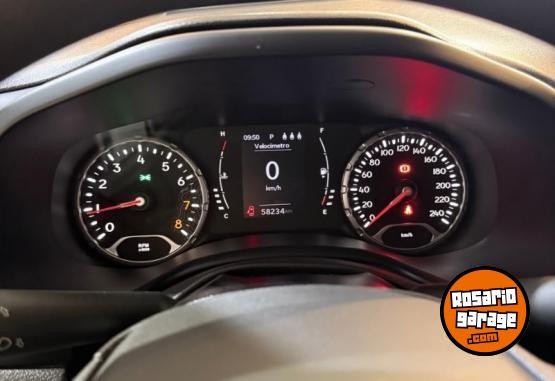 Camionetas - Chrysler Jeep Renegade Sport 1.8 2022 Nafta 58200Km - En Venta