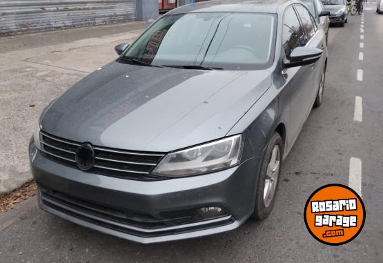 Autos - Volkswagen Vento 2016 Nafta 95000Km - En Venta