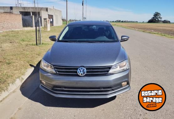 Autos - Volkswagen Vento 2016 Nafta 95000Km - En Venta