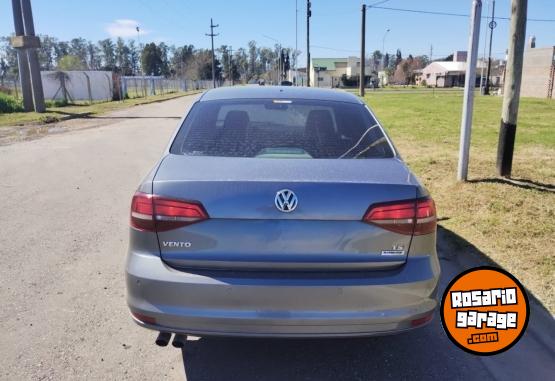 Autos - Volkswagen Vento 2016 Nafta 95000Km - En Venta