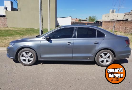 Autos - Volkswagen Vento 2016 Nafta 95000Km - En Venta