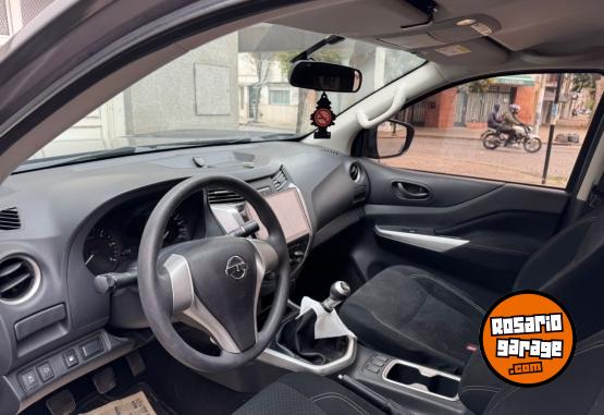 Autos - Nissan Frontier SE Plus 2018 Diesel 73000Km - En Venta